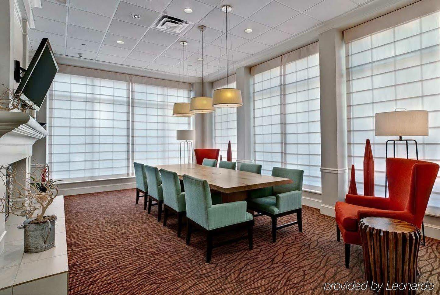 Hilton Garden Inn Birmingham/Lakeshore Drive Exterior photo